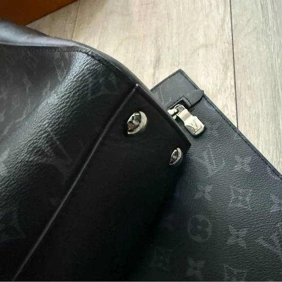 Louis Vuitton Grand Sac Black Tote Bag with detachable pouch - Picture 10 of 16